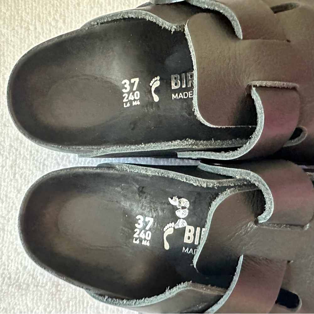 Boston Essentials - image 3